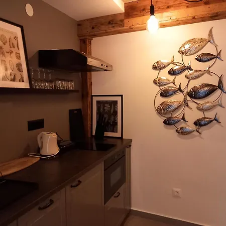 Sani House Apartment *